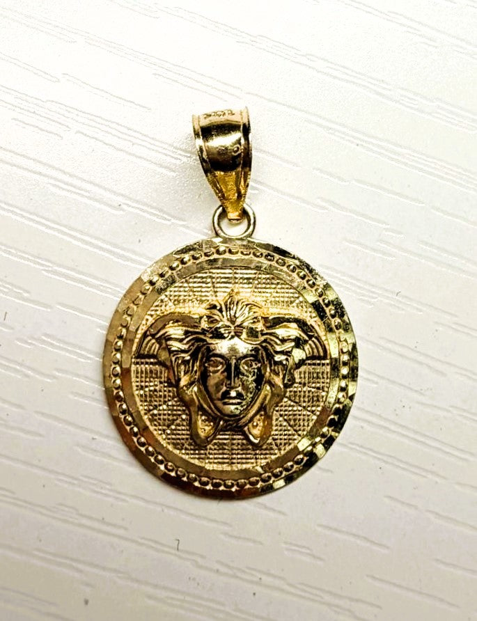 Dije en Oro 10K — Modelo 03