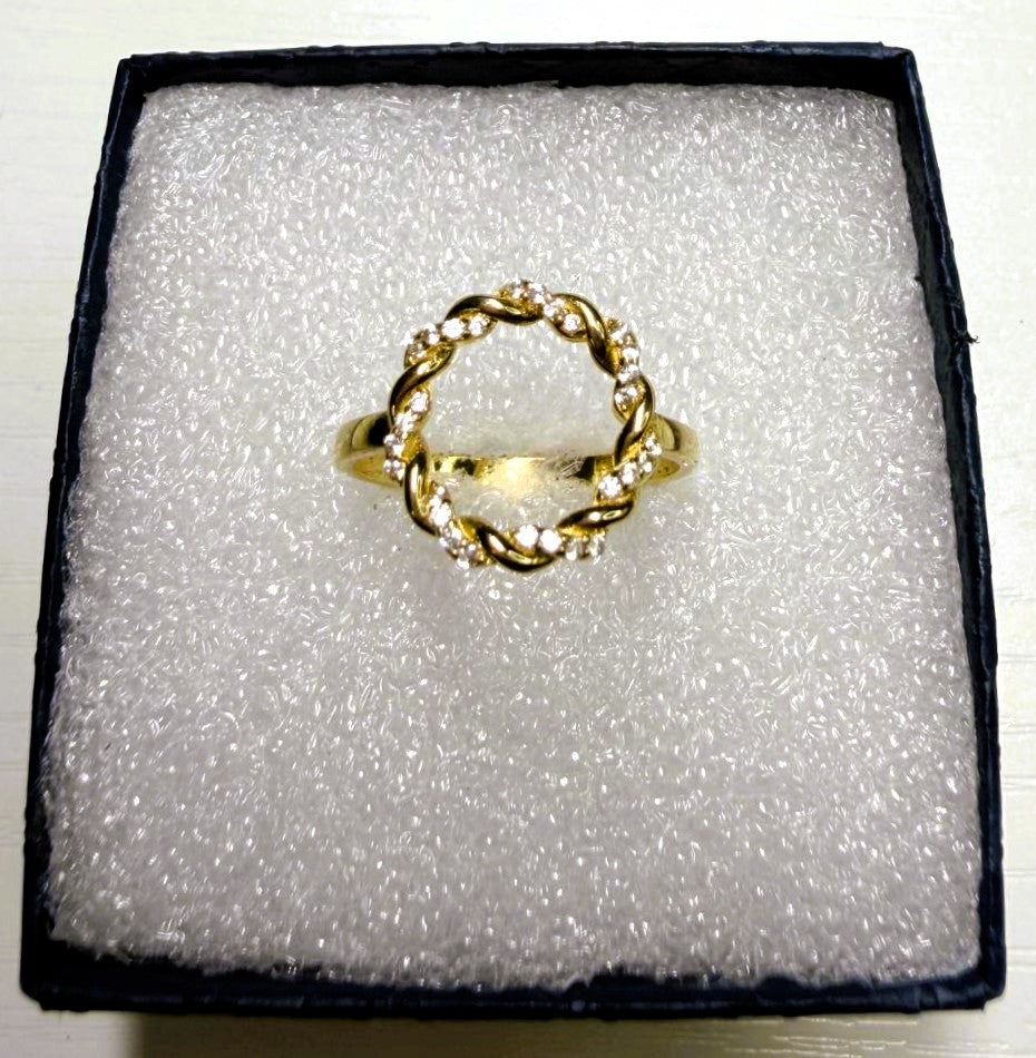 Anillo de Mujer en Oro 10K — Modelo 07