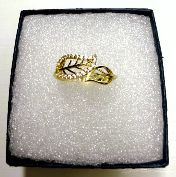 Anillo de Mujer en Oro 10K — Modelo 08