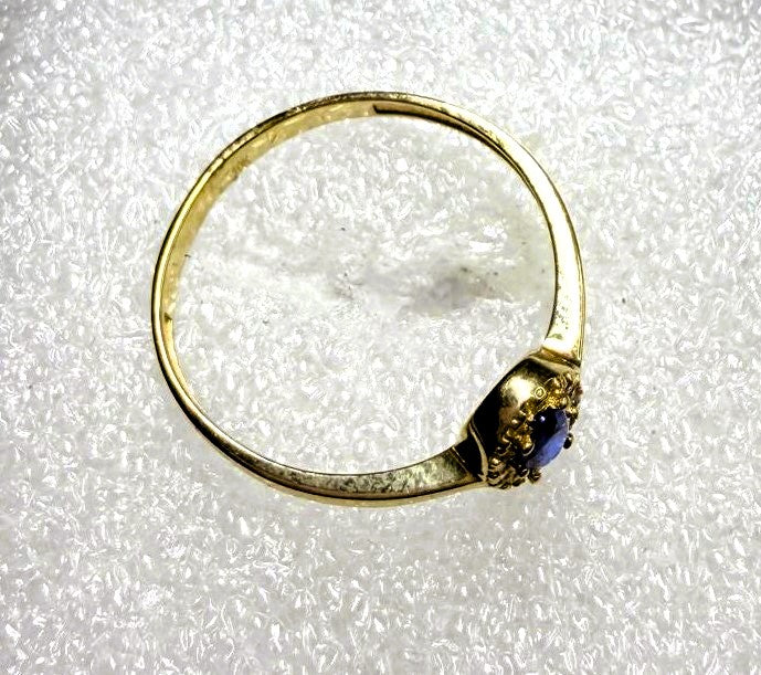 Anillo de Mujer en Oro 10K — Modelo 09